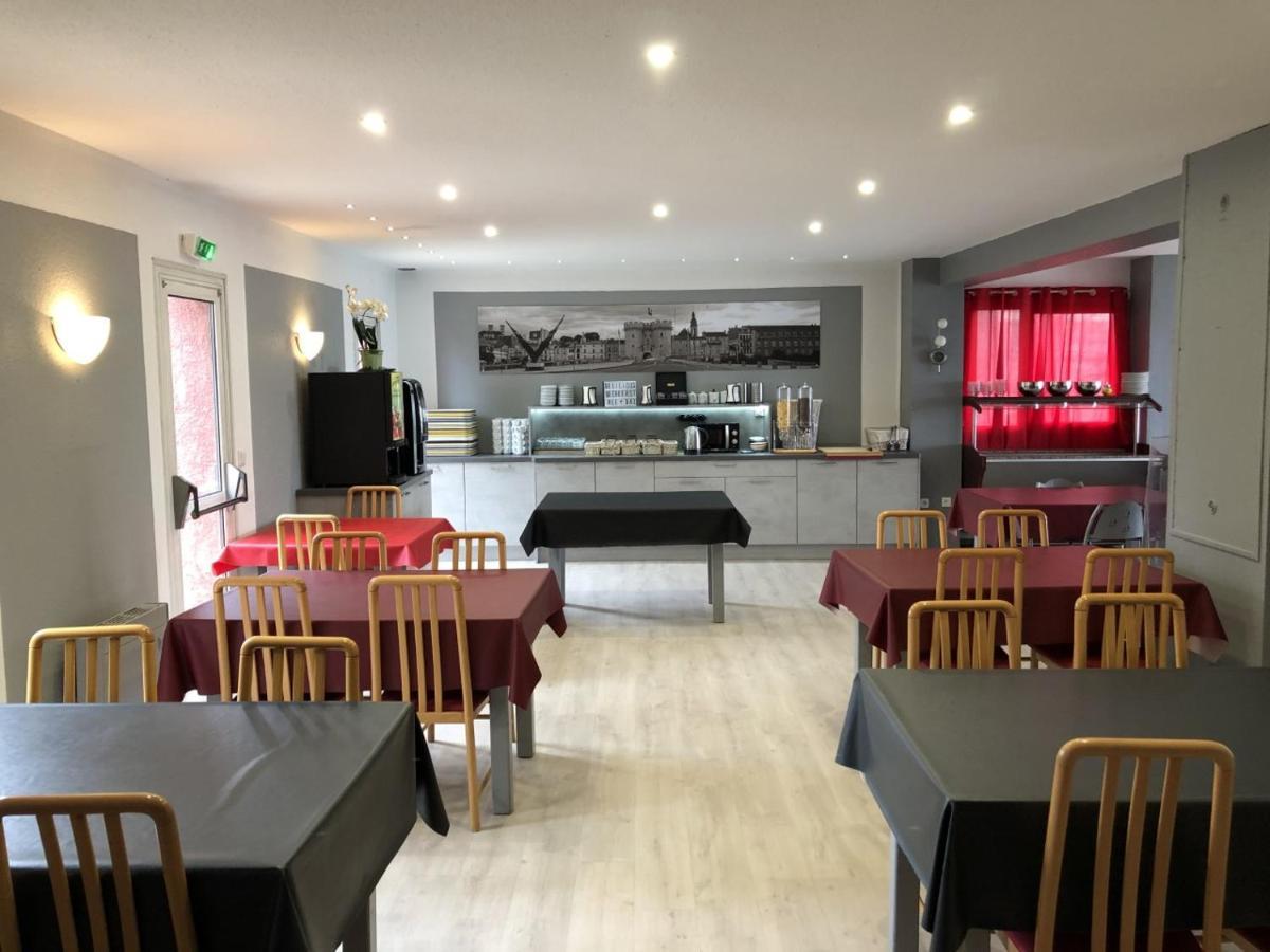 Hotel Restaurant Le Privilege - Authentic By Balladins 2*
